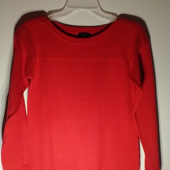 Talbot's red sweater - Picture 5 of 6